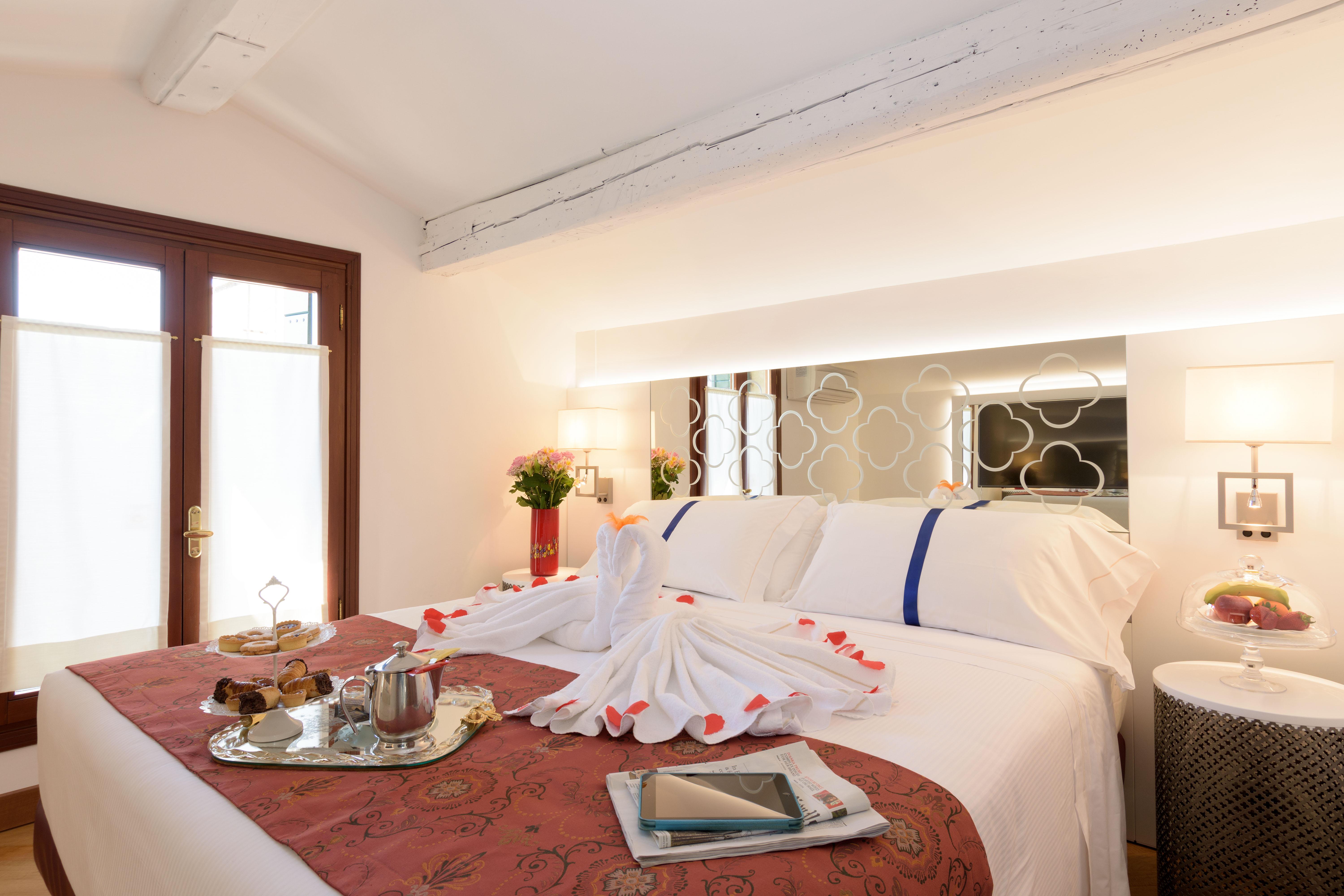 UNAHOTELS Ala Venezia Esterno foto