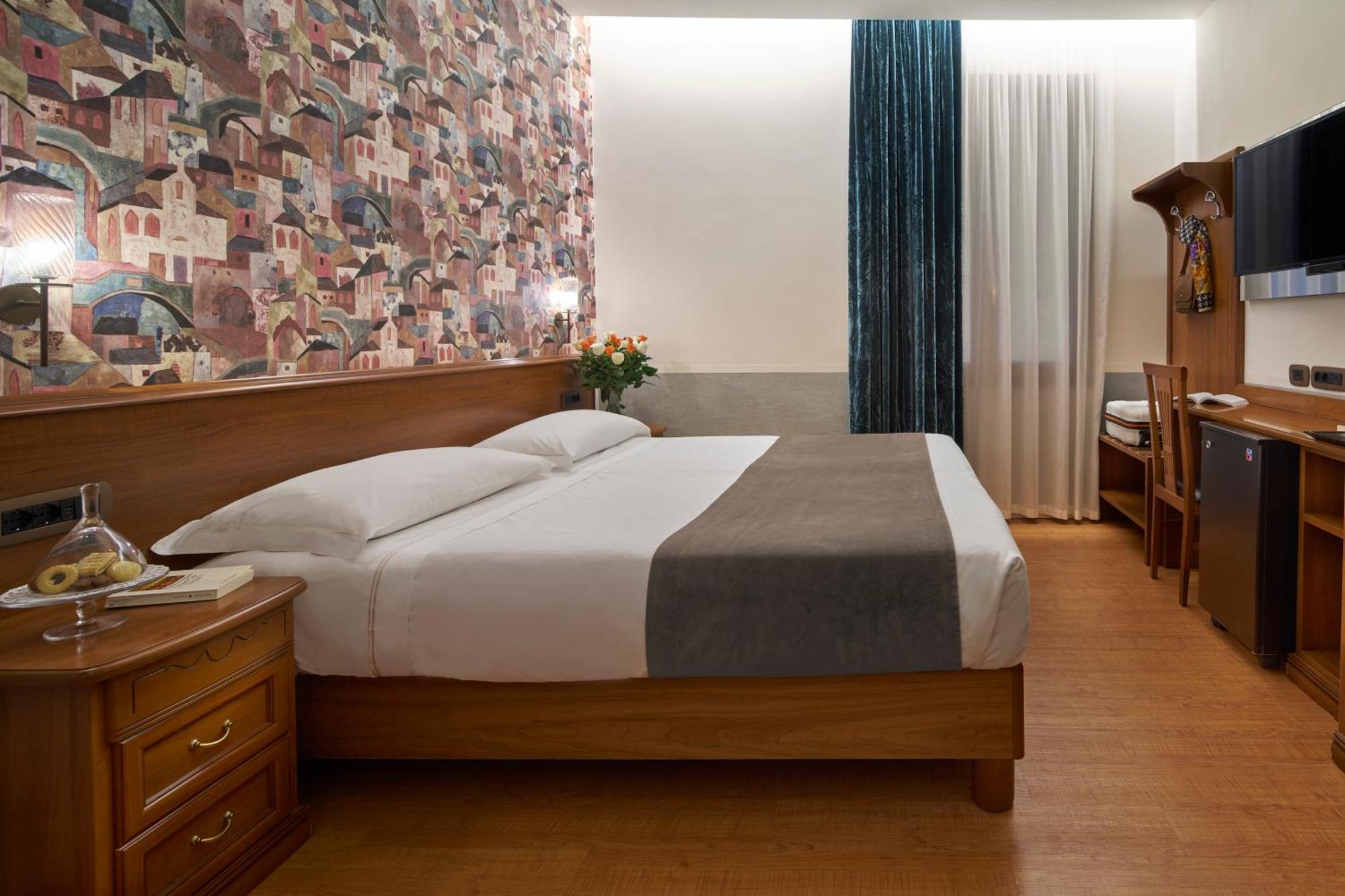 UNAHOTELS Ala Venezia Esterno foto