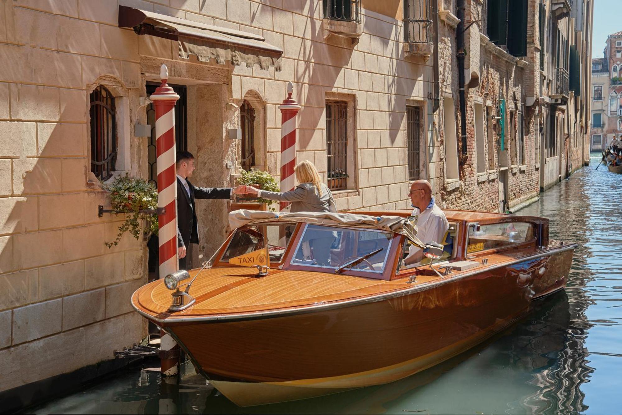 UNAHOTELS Ala Venezia Esterno foto