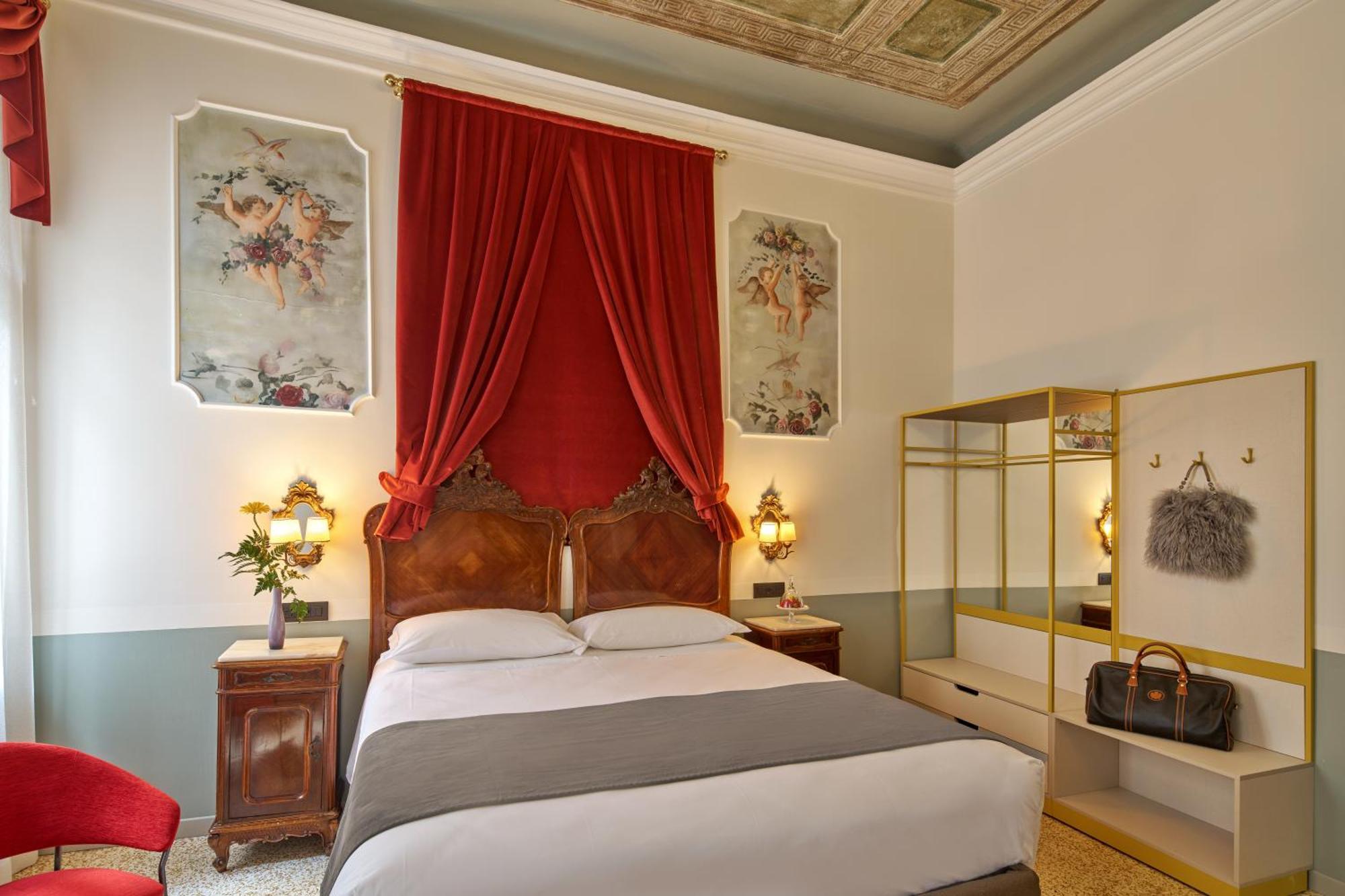 UNAHOTELS Ala Venezia Esterno foto